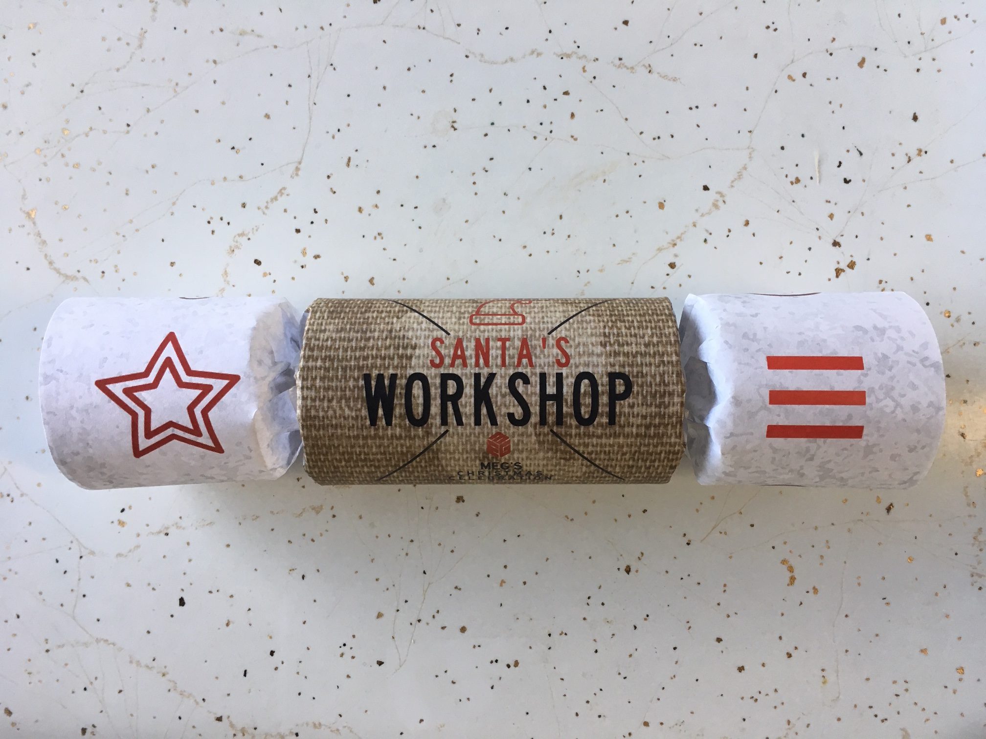 Decorcracker E | Christmas Crackers | Paper Hats | Party Crackers | Olde English Crackers